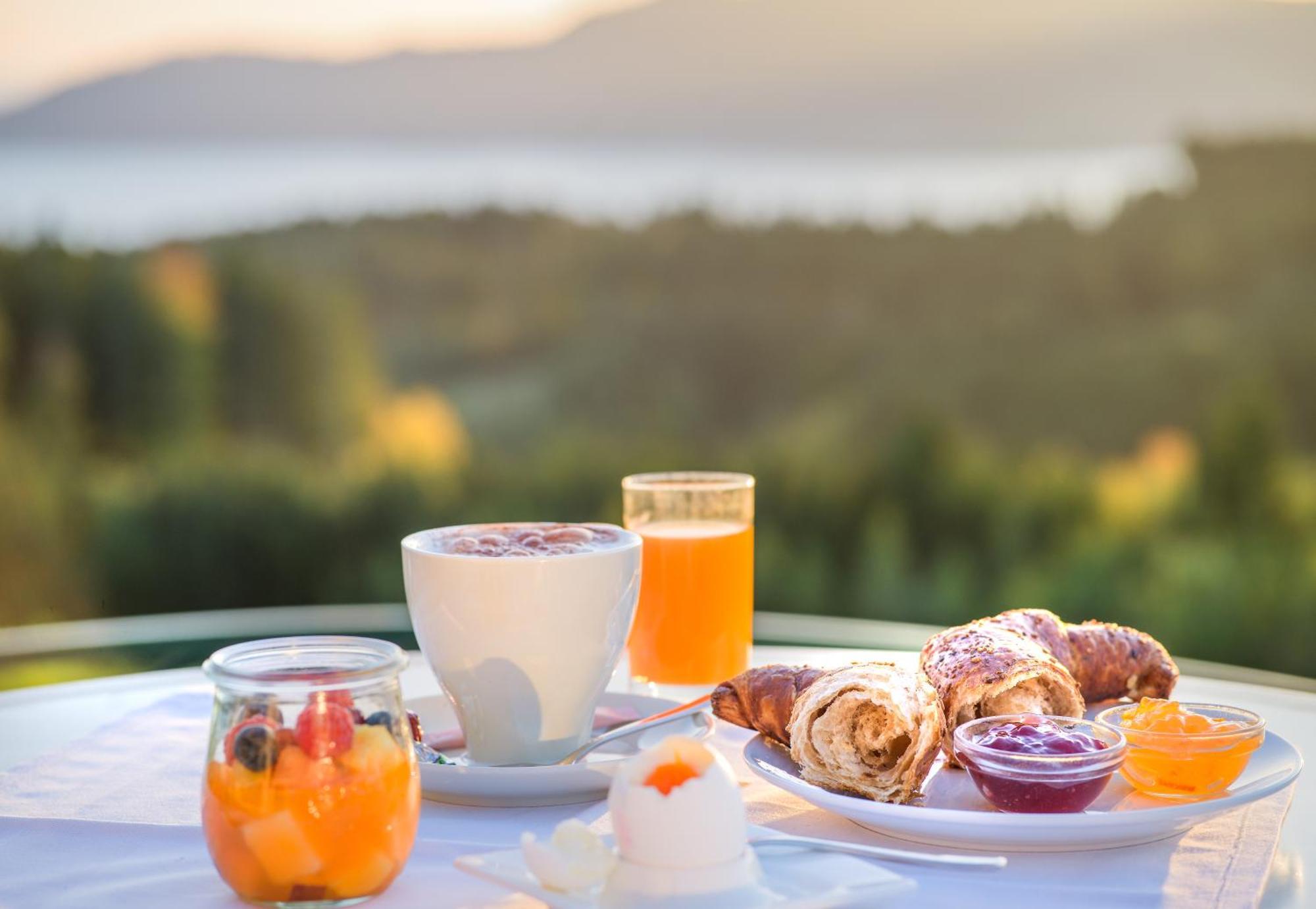 Ferienhotel Hofer Superior Strass im Attergau エクステリア 写真