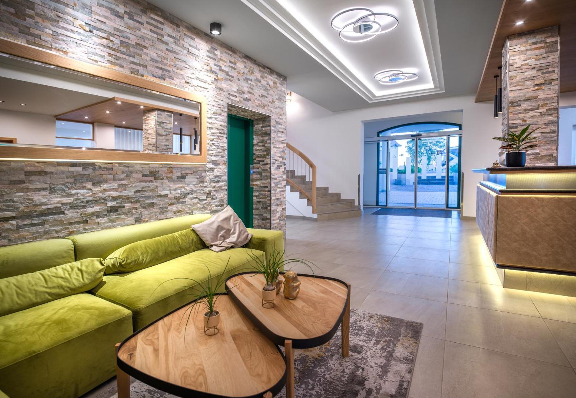 Ferienhotel Hofer Superior Strass im Attergau エクステリア 写真