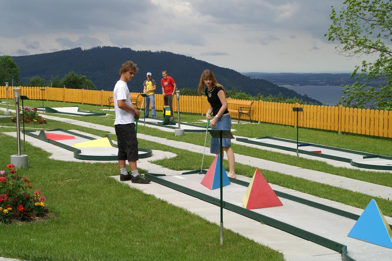 Ferienhotel Hofer Superior Strass im Attergau エクステリア 写真